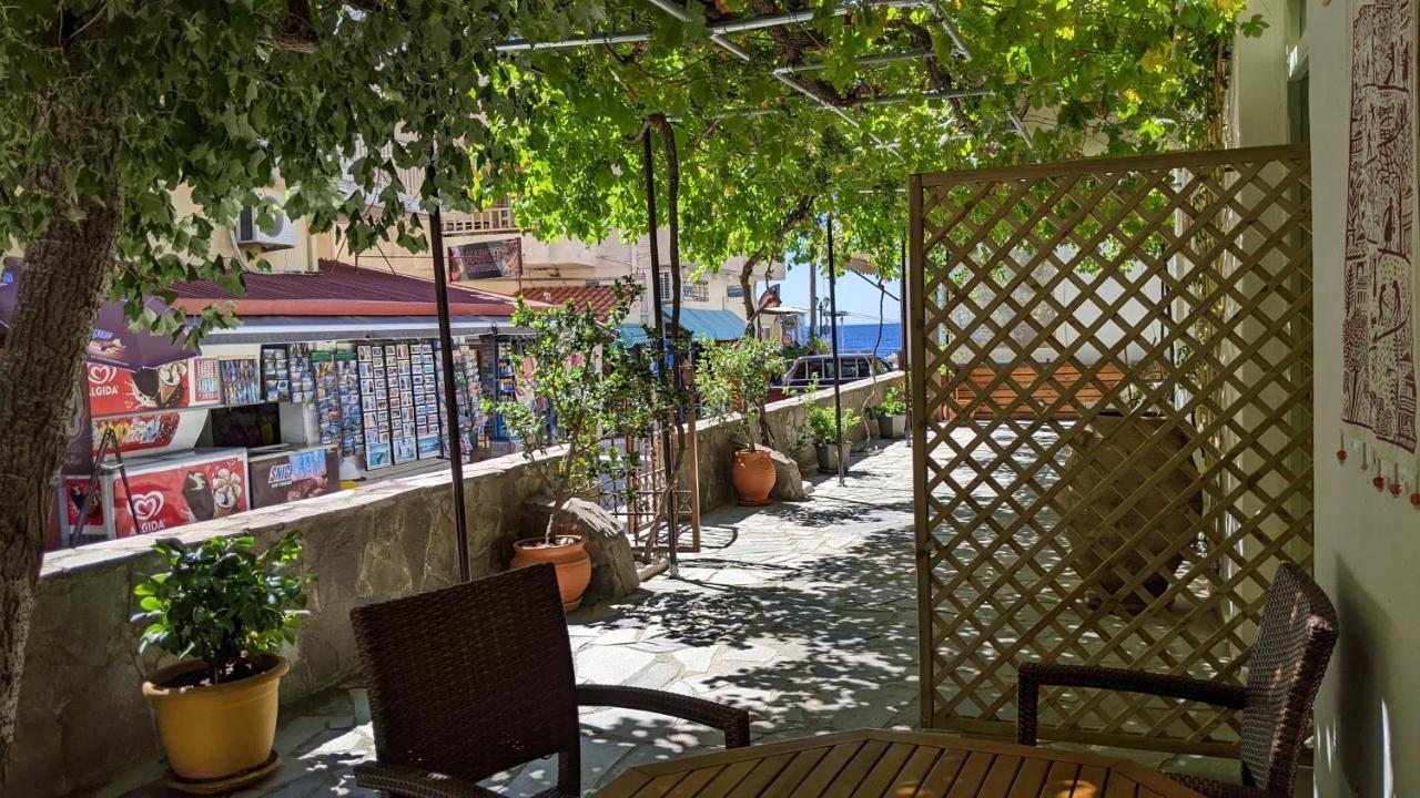 Pension Irene Sougia Exterior photo
